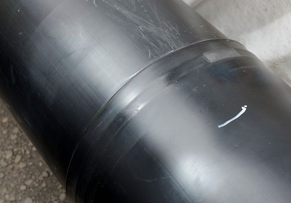 mit INDUCON verschweisstes Fernwärmerohr