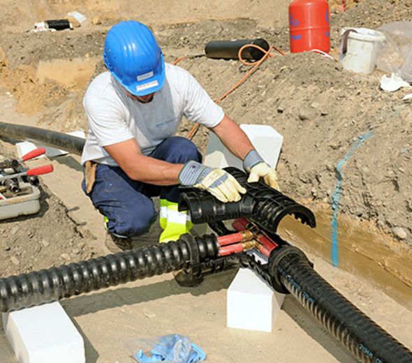 Laying pipe system